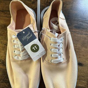 Women’s Size 11 Peach Color universal thread Sneakers
